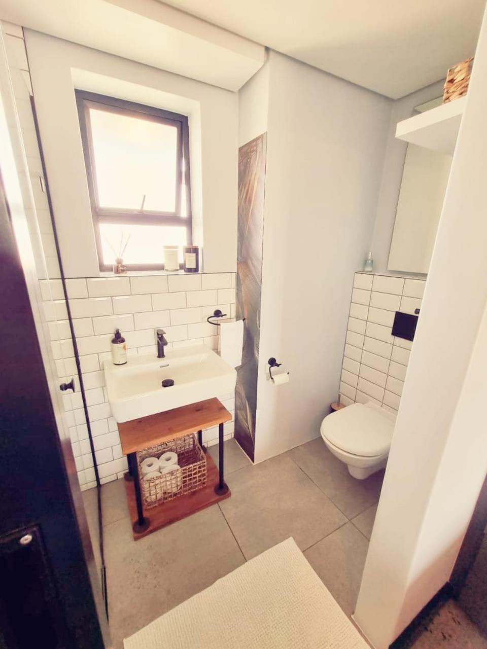 On Manhattan Apartment Cape Town